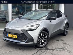 Shimmering silver metallic / zwart dak Gebruikt 2024 Toyota C-HR Edition SUV | € 34.400 (Goede deal)