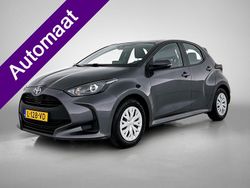 Grijs Gebruikt 2021 Toyota Yaris Hybrid Active Hatchback | € 18.950 (Eerlijke prijs)
