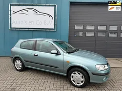 Groen Gebruikt 2002 Nissan Almera Hatchback | € 1.850