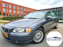 Grijs (metallic) Gebruikt 2007 Volvo S60 Momentum Sedan | € 10.249