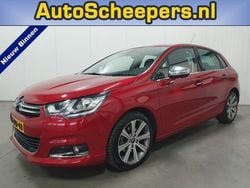 Rood Gebruikt 2015 Citroën C4 Feel Hatchback | € 9.995 (Iets duurder)