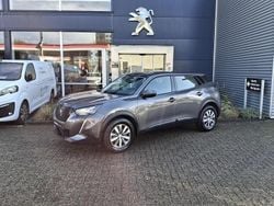 Grijs Gebruikt 2020 Peugeot 2008 Active SUV | € 14.940 (Goede deal)