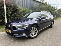 Blauw Gebruikt 2017 VW Passat Edition Stationwagen | € 14.799 (Iets duurder)