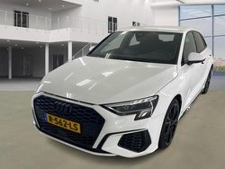 Wit Gebruikt 2022 Audi A3 Sportback S-Line Hatchback | € 20.850 (Goede deal)