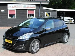 Zwart Gebruikt 2018 Peugeot 208 Allure Hatchback | € 7.900 (Eerlijke prijs)
