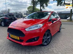 Rood Gebruikt 2013 Ford Fiesta ST-Line Hatchback | € 7.299 (Eerlijke prijs)