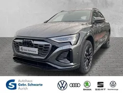 Grijs Gebruikt 2024 Audi Q8 e-tron S-Line SUV | € 75.139 (Eerlijke prijs)