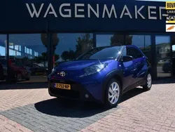 Blauw Gebruikt 2022 Toyota Aygo Hatchback | € 18.450 (Goede deal)