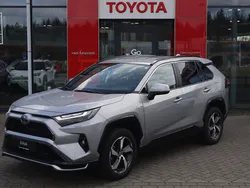 Gebruikt 2024 Toyota RAV4 Style SUV | € 50.043 (Eerlijke prijs)