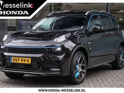 Zwart, metallic lak Gebruikt 2022 Lynk & Co 01 SUV | € 24.950 (Eerlijke prijs)