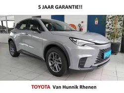 Grijs, metallic lak Gebruikt 2025 Lexus LBX SUV | € 35.499 (Super prijs)