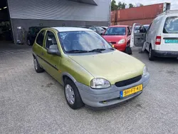 Geel Gebruikt 1997 Opel Corsa Eco Hatchback | € 590