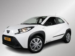 Wit Gebruikt 2024 Toyota Aygo X Play SUV | € 18.500