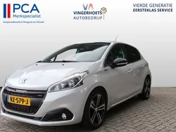 Wit Gebruikt 2018 Peugeot 208 GT-line Hatchback | € 10.900 (Eerlijke prijs)