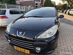Zwart Gebruikt 2006 Peugeot 307 CC Cabriolet | € 3.250 (Iets duurder)