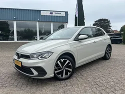 Grijs Gebruikt 2024 VW Polo Business Hatchback | € 23.495 (Eerlijke prijs)