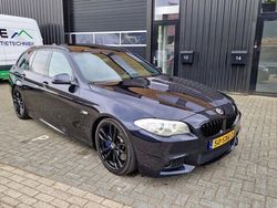 Zwart Gebruikt 2011 BMW 520 Executive Stationwagen | € 9.999 (Duur)