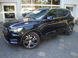 Zwart Gebruikt 2021 Volvo XC40 Inscription SUV | € 29.400 (Goede deal)