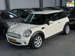 Wit Gebruikt 2012 Mini ONE Business Hatchback | € 4.249 (Goede deal)