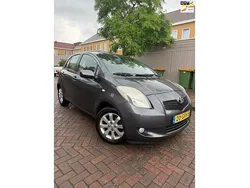 Grijs Gebruikt 2008 Toyota Yaris Executive Hatchback | € 3.750 (Eerlijke prijs)