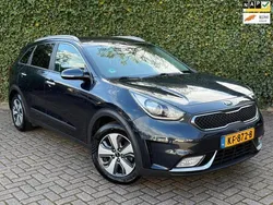 Blauw Gebruikt 2016 Kia Niro SUV | € 12.750 (Eerlijke prijs)