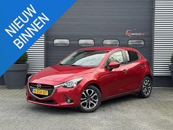 Rood Gebruikt 2015 Mazda 2 Hatchback | € 7.490 (Goede deal)