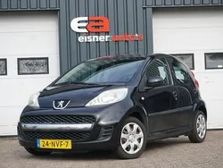 Zwart Gebruikt 2010 Peugeot 107 Hatchback | € 1.749 (Goede deal)
