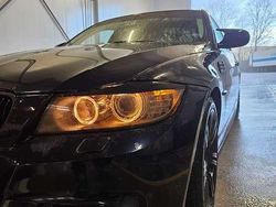Zwart Gebruikt 2011 BMW 318 M Performance Sedan | € 6.200 (Eerlijke prijs)