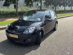 Zwart Gebruikt 2008 Ford Fiesta Futura Hatchback | € 1.850 (Eerlijke prijs)