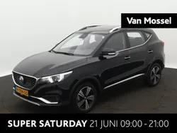 Zwart Gebruikt 2019 MG ZS Luxury Sedan | € 13.995 (Eerlijke prijs)