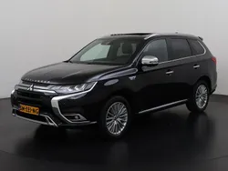 Zwart Gebruikt 2019 Mitsubishi Outlander P-HEV Instyle SUV | € 26.395 (Eerlijke prijs)