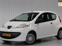 Wit Gebruikt 2007 Peugeot 107 Hatchback | € 2.150 (Eerlijke prijs)
