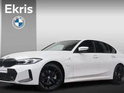 Wit Gebruikt 2024 BMW 330 M Sport Sedan | € 45.900 (Eerlijke prijs)