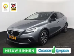 Grijs Gebruikt 2019 Volvo V40 CC Summum Stationwagen | € 16.750 (Goede deal)