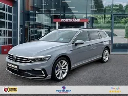Grijs Gebruikt 2022 VW Passat GTE Stationwagen | € 28.500 (Iets duurder)