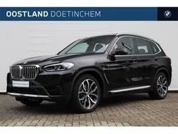 Saphirschwarz (donker zwart metallic) Gebruikt 2022 BMW X3 Comfort Edition SUV | € 47.950 (Eerlijke prijs)