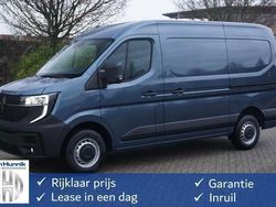 Blauw Gebruikt 2024 Renault Master Van | € 37.350 (Eerlijke prijs)