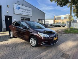 Rood Gebruikt 2011 Citroën C4 Hatchback | € 2.499 (Eerlijke prijs)