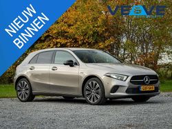 Grijs (metallic) Gebruikt 2020 Mercedes A250 Premium Plus Hatchback | € 24.000 (Super prijs)