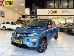 Blauw (metallic) Gebruikt 2022 Dacia Spring Comfort Hatchback | € 9.450 (Goede deal)