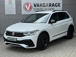 Wit, metallic lak Gebruikt 2021 VW Tiguan R-line SUV | € 35.950 (Eerlijke prijs)