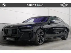 Zwart Gebruikt 2022 BMW 750 M Sport Sedan | € 92.940