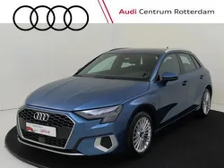 Blauw Gebruikt 2023 Audi A3 Sportback Basis Hatchback | € 30.950 (Eerlijke prijs)