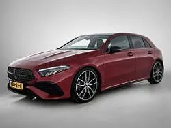 Donker manufaktur patagoniërood metallic Gebruikt 2024 Mercedes 180 AMG line Sedan | € 42.495