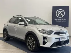 Grijs Gebruikt 2018 Kia Stonic Platinum SUV | € 13.945 (Iets duurder)