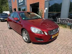 Rood Gebruikt 2012 Volvo S60 R-Design Sedan | € 7.450