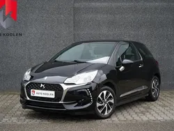 Zwart Gebruikt 2017 Citroën DS3 Chic Hatchback | € 7.750 (Eerlijke prijs)