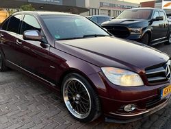 Rood Gebruikt 2007 Mercedes C200 Avantgarde Sedan | € 8.250 (Eerlijke prijs)