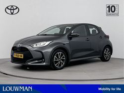 Grijs Gebruikt 2021 Toyota Yaris Limited Hatchback | € 20.945 (Eerlijke prijs)