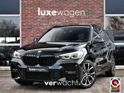 Zwart, metallic lak Gebruikt 2021 BMW X1 M Sport SUV | € 28.900 (Eerlijke prijs)